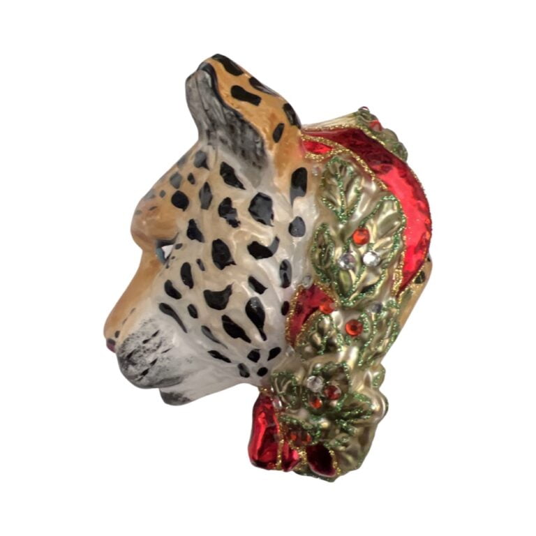 Gepard w wieńcu świątecznym